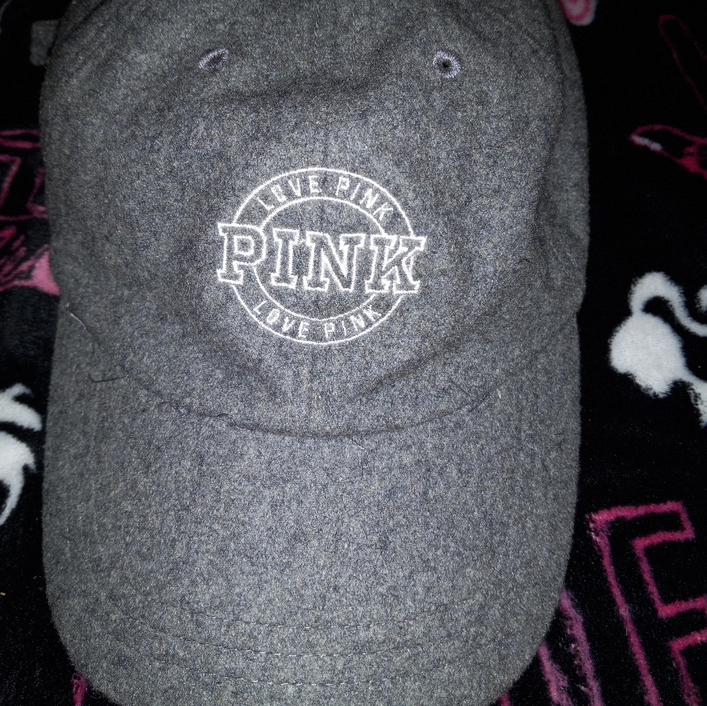 OSFA GUC HTF VS PINK GRAY FUZZY CAP